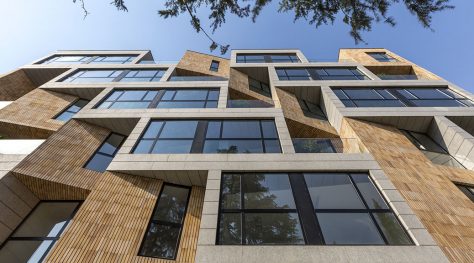 Golestan Apartment / Razan Architects