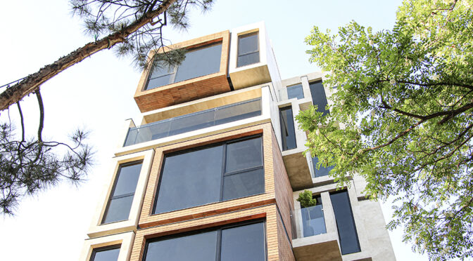 Maan Residential Building / Baan Architects