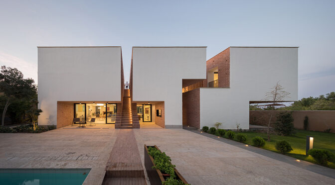 Narbon Villa / Gera Architecture Studio